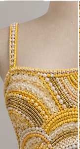 Elegante Vestido Mini de Lujo con Cuentas y Lentejuelas, Transpirable, con Cuentas Hechas a Mano, Diseño Floral Amarillo, Tela de Tul, Largo hasta la Rodilla - Product Image 3