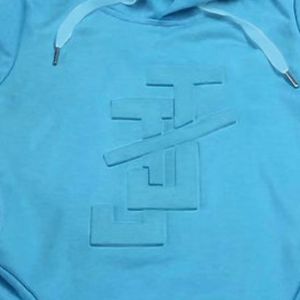 เสื้อฮู้ดดี้ผู้หญิงสีฟ้า ดีไซน์พิมพ์ลายนูน แขนยาว ทรงเปปลัม ผ้าฝ้ายนุ่ม สวมใส่สบาย แฟชั่นลำลอง - Product Image 6