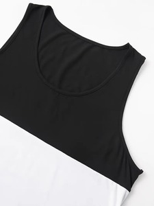Camiseta sin mangas para hombre, diseño ligero para un movimiento cómodo durante las sesiones de gimnasio y fitness. - Product Image 2