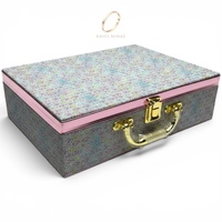 Boîte de rangement à bijoux finition brillante avec miroir, organisateur de bracelets multi-emplacements en cuir PU, design rectangulaire, vente en gros