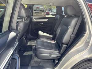 SUV premium 3.3 Turbo 2025 – Crossover de tamaño completo estilo CX-90 - Product Image 3