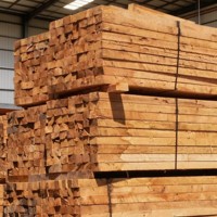 Bois de caoutchouc de qualité supérieure de Thaïlande, bois d'œuvre scié pour la fabrication industrielle, les meubles et les projets de construction