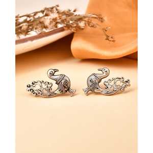 Boucles d'oreilles à manchette Meera Jaipur Fashion, clous d'oreilles en argent - Product Image 3