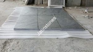 Dalles en pierre d'ardoise gris argenté, finition naturelle lisse, pour revêtement mural, sol, patio, allée de jardin, dalles décoratives extérieures - Product Image 2