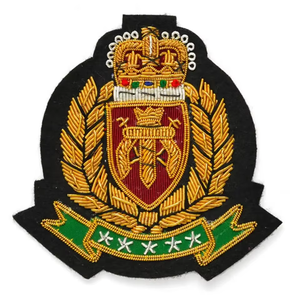 Parche bordado a mano para blazer, insignia de tela personalizada, parche bordado hecho a mano para uniformes, nuevo estilo, servicio OEM. - Product Image 1