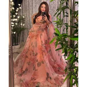 Lehenga Choli en soie organza à imprimé floral, magnifiques robes de mariée - Product Image 4