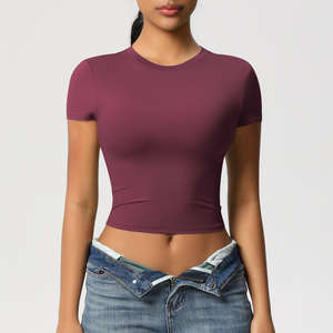 Camiseta Deportiva de Yoga de Manga Corta para Mujer, de Secado Rápido, con Logotipo Personalizado, Cuello Ajustado, para Gimnasio, Running, con Botones, Ecológica y Transpirable - Product Image 4