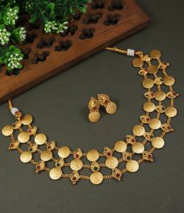 Parure de bijoux de temple plaquée or style Bollywood, faite à la main, avec pierres vertes émeraude, colliers de mariée traditionnels pour femmes - Product Image 3