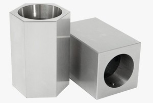 แผ่นยึดอะลูมิเนียมแบบกำหนดเองที่ผลิตด้วยเครื่อง CNC ผู้ผลิตชิ้นส่วนเครื่องจักรกลแบบ OEM - Product Image 3