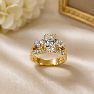 Anillo de compromiso solitario de moissanita 925 de oro amarillo con corte de pera y banda de boda abierta con corte de pera para exportación al por mayor - Product Image 6