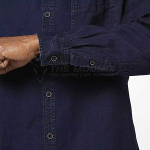 เสื้อเชิ้ตยีนส์ผู้ชายสไตล์คนเมือง ผ้าฝ้าย 100% ระบายอากาศได้ดี แห้งเร็ว สไตล์โมเดิร์นสตรีท น้ำหนักเบา ใส่ได้ทุกวัน ทนทาน สวมใส่สบาย เหมาะสำหรับการเดินทาง - Product Image 4