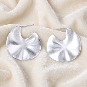 Wholesale 925 <b>Solid</b> Sterling <b>Silver</b> Brushed Wavy Disc Stud <b>Earrings</b> Fine Jewelry Memoria Jewels - Product Image 1