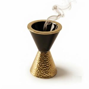 Brûleur à Bakhoor en laiton noir martelé, style Moyen-Orient, porte-encens Oud en métal, Mabkhara pour la décoration intérieure et les parfums. - Product Image 1