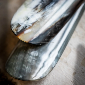 รองเท้าเขาควายขัดเงาของขวัญสำหรับผู้ชายจาก crafsy บ้านงานฝีมือสไตล์อินเดียน้ำควายรองเท้าฮอร์น - Product Image 4