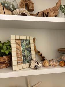 Luxury Handmade Bone Inlay Photo Frame White Bone Mosaic Picture Frame Gold Accent Decorative Tabletop Display Frame Custom <b>Home</b> - Product Image 2
