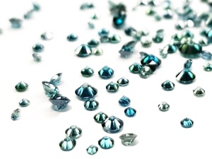 Diamantes azules naturales redondos brillantes de tamaño 1.05Ct 1,5-2mm Color azul elegante SI claridad diamantes sueltos India para la fabricación de joyas - Product Image 4