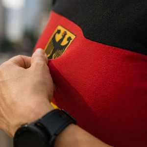 เสื้อยืดทรงครอปสไตล์ Y2K ลายธงชาติสำหรับผู้หญิง เนื้อผ้ากันเป็นขุย - Product Image 3