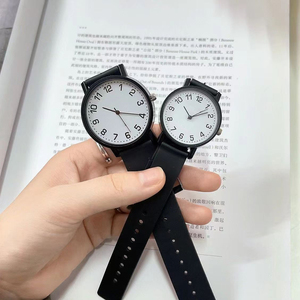Reloj de cuarzo unisex de moda, elegante, cómodo de llevar para la vida diaria, deportes y tiempo libre - Product Image 3