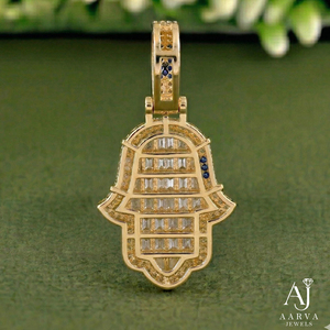 Colgante de Mano de Hamsa Chapado en Oro y Plata con Moissanita, Amuleto Hiphop, Corte Brillante Redondo, Joyería Religiosa Unisex - Product Image 4