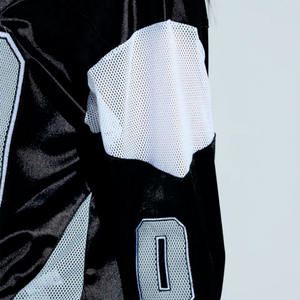 Maillot de football américain noir unisexe surdimensionné à manches longues et col en V, style streetwear, avec broderie personnalisée du numéro - Product Image 5