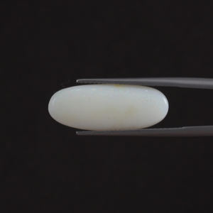 Ópalo Natural Blanco Certificado por IGI de Calidad Premium, Gema Suelta de 5.54 Quilates, Corte Ovalado, Tallado a Mano, Pulido, Tratado con Cera/Aceite, Claro - Product Image 3