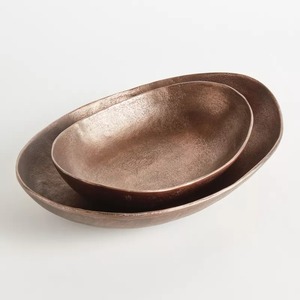 Jarrón de Bronce Hecho a Mano, Diseño Rústico, 25 Pulgadas, Recipiente Decorativo, Favorito Global - Product Image 2