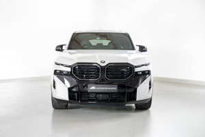 BMW X5 M 2024 – SUV de Lujo de Alto Rendimiento con Potencia Biturbo - Product Image 1