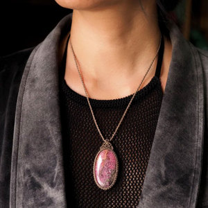 Collier pendentif en macramé turquoise fait main, style bohème naturel, ajustable, avec cordon noir, bijou de guérison - Product Image 4