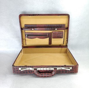 Porte-documents de luxe pour femme en cuir véritable imprimé crocodile, avec logo personnalisé, fabrication directe, avec serrures, poignée de voyage, coffret cadeau - Product Image 2