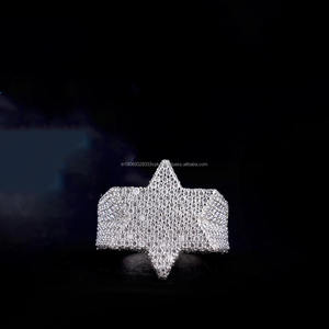 แหวนหมั้นและแหวนแต่งงานทรงดาวสำหรับผู้ชาย เงินแท้ 925 ประดับโมอิสซาไนต์ทรงกลม ชุบโรเดียมแบบฮิปฮอป - Product Image 1