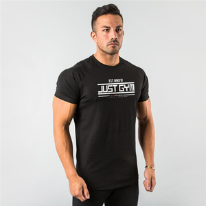 Nueva Camiseta Deportiva Casual para Hombre, Tejida, con Logotipo Frontal, Antiarrugas, de Secado Rápido, Ajustada, para Gimnasio, con Tela de Spandex/Poliéster - Product Image 1