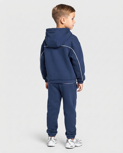 Ensemble de survêtement personnalisé pour garçons, bleu marine avec détails contrastants, en molleton de coton respirant et doux, comprenant un sweat à capuche et un pantalon de survêtement à jambes larges, fabricant OEM et ODM - Product Image 6