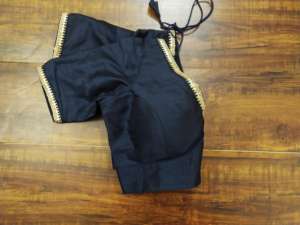 Chemisier Saree Élégant en Polyester Tissé Bleu Marine 100% avec Col en V pour Mariage Automne/Hiver/Printemps/Été, Crop Top Respirant - Product Image 2