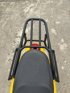 Kit de barre de protection et de porte-bagages en acier noir mat pour scooter électrique M-Biker VinFast Motio, accessoires pour moto - Product Image 2