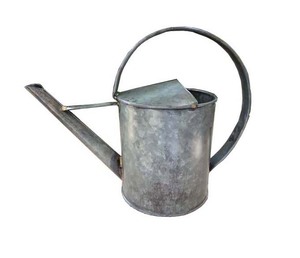 Arrosoir rustique fait main pour l'arrosage décoratif des plantes et l'aménagement de jardin - Product Image 5