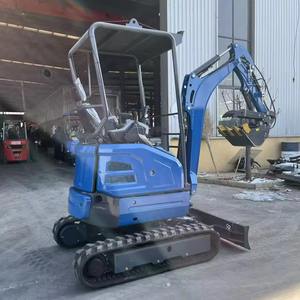 Excavadora Amarilla Usada Versátil de 3 Toneladas con Brazo Giratorio Lateral y Cabina de Vidrio de Alta Visibilidad para Reparaciones Urbanas - Product Image 3