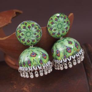 Boucles d'oreilles pendantes Jhumka traditionnelles plaquées argent - E3325G - Product Image 5