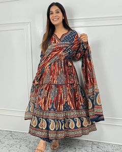 <strong>Designer</strong> Pure Cotton Indian Ethnic Suite Set 3-Piece Flared Block Print Embroidery Handwork Mulmul Dupatta Straight Fashion - Product Image 2