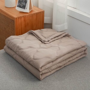 Ensemble de couette bleu clair uni 4 pièces en polyester/coton lavable matelassé pour la maison moderne - Product Image 5