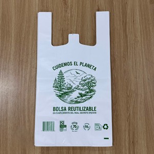 Bolsas de Compras Reutilizables para Camisetas, Hechas con HDPE Reciclado al 70% |   Bolsas de Transporte de Comestibles con Asas, Impresas Personalizadas y Aptas para Alimentos - Product Image 3