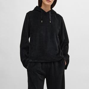 Survêtement 2 pièces en velours en mélange de coton le plus confortable pour femmes Sweat à capuche noir solide et pantalon de survêtement pour le printemps - Product Image 2
