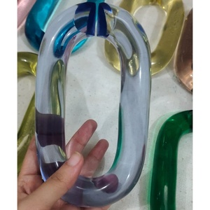 Cadena acrílica moderna personalizada, acentos de pared hechos a mano, resina ornamental moderna, colgante para decoración del hogar, listo para Festival Diwali - Product Image 1