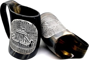 Taza de cuerno de buey tallada a mano, diseño sólido, lista para fiestas y senderismo, base de madera estilo guerrero nórdico, personalización gratuita - Product Image 6