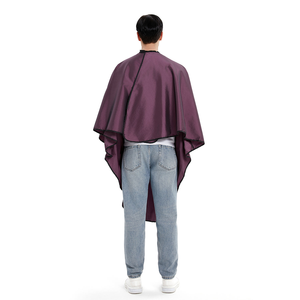 Capes de coiffure imperméables en PVC avec manches longues pour salon de coiffure - Product Image 4