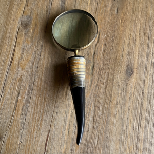 Loupe avec poignée en corne naturelle, cadre en laiton fait main, loupe vintage portative pour bureau, bibliothèque, maison, collection - Product Image 1
