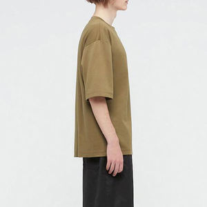 เสื้อยืดโอเวอร์ไซส์ผู้ชายสั่งทำพิเศษ ผ้าฝ้าย 100% น้ำหนักเบา ระบายอากาศได้ดี เหมาะสำหรับใส่หน้าร้อน เป็นมิตรกับสิ่งแวดล้อม แห้งเร็ว สไตล์ลำลอง แฟชั่น OEM - Product Image 2