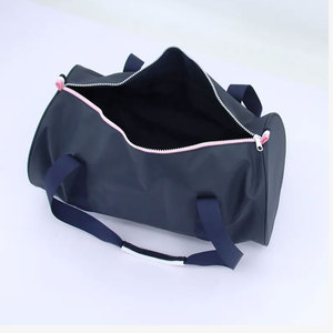 Sac de voyage vintage unisexe camouflage léger et personnalisé pour la chasse, la gym, les week-ends, les voyages et les sports de plein air - Product Image 6