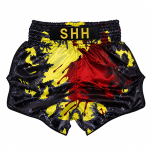 Pantalones Cortos de Muay Thai Personalizados para Hombre, de Satén, Rojos, Amarillos y Negros, Estampados, de Secado Rápido, Corte Regular, para Artes Marciales - Product Image 1