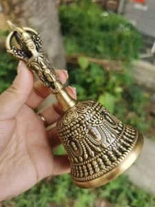 Cloche Dorje (Cloche Vajra) Traditionnelle Artisanale en Bronze pour Rituels Bouddhistes, Méditation, Usage Domestique - Écologique, Durable, Vente en Gros - Product Image 6