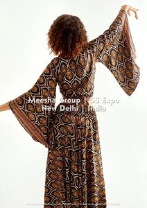 Ensemble deux pièces bohème imprimé pour femme, haut court à manches évasées à nouer avec jupe longue - Vente en gros - Assortiment - Product Image 2